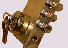 Броненакладка на замок