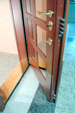 установить хороший замок