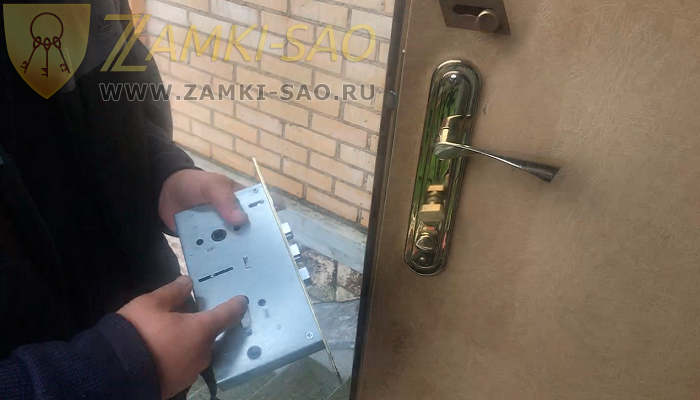 Мастер по установке замков zamki-sao.com