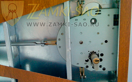 Замена замка MUL-T-LOCK (Мультилок) zamki-sao.com