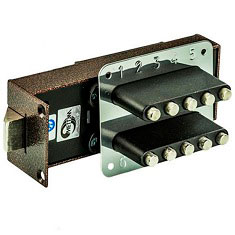 поставить кодовый замок Меттэм на дверь