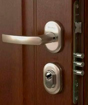 замена замков  в двери Герда