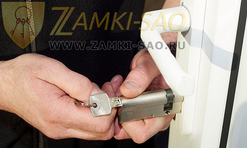 мастер заменить личинку или замок на входной металлической двери