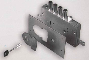 защита замковой зоны - установка марганцевой пластины 